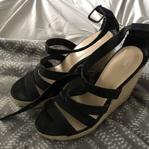 Mossimo strappy wedge heels size 9 black
